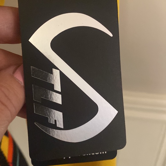 COPY - TLF - workout top - golden rod colour with adjustable draw string tie in… - Picture 7 of 9